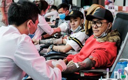 Hàng ngàn người hiến máu trong những ngày dịch corona phức tạp
