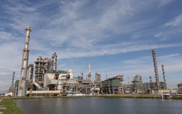 Nhà máy lọc dầu trong nước tồn kho tăng nhanh do cầu tiêu thụ giảm