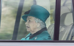 Nữ hoàng Anh tự cách ly phòng dịch ở lâu đài Windsor