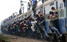 Ấn Độ ngưng tàu lửa ở Mumbai phòng COVID-19, ảnh hưởng 8 triệu người