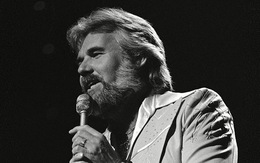 Kenny Rogers, chàng cao bồi kể chuyện