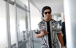 Ronaldinho bị cảnh sát bắt tại Paraguay