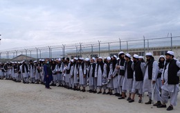 Taliban và Kabul cùng thả tù binh giữa mùa dịch