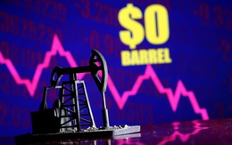Ngày lịch sử: giá dầu thô thế giới rớt thê thảm dưới 0 USD/thùng
