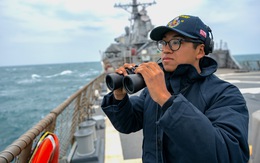 Mỹ bác bỏ việc tàu khu trục USS Barry bị Trung Quốc 'trục xuất' tại Hoàng Sa
