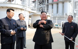 KCNA đưa tin ông Kim Jong Un xuất hiện trở lại, người dân 'hò reo như sấm dậy'