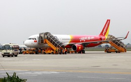 Máy bay đi TP.HCM hạ cánh xuống Đà Nẵng giữa đêm để cứu một hành khách bất tỉnh