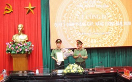 Thăng hàm đại tá cho giám đốc Công an tỉnh Thái Bình