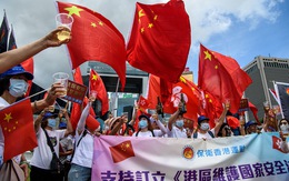 Báo Trung Quốc dọa Hong Kong: Thức thời cải tà quy chánh thì yên với luật mới