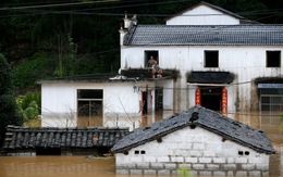 Mưa to 3 ngày, sông lớn thứ 3 Trung Quốc có nguy cơ gây lũ lụt