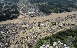 15 người chết vì mưa lũ, Nhật huy động binh sĩ cứu hộ