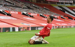 Tiền đạo 18 tuổi Greenwood tỏa sáng, Man Utd nhấn chìm Bournemouth