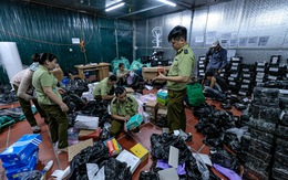 Kho hàng lậu 'khủng' giữa Lào Cai: doanh thu mỗi tháng hơn 10 tỉ đồng