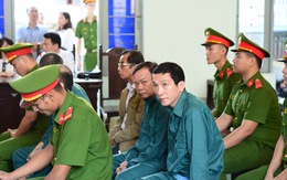Hoãn phiên xét xử nguyên chủ tịch UBND TP Phan Thiết cùng thuộc cấp