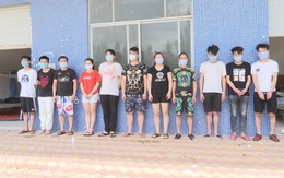 Trốn truy nã, 11 người Trung Quốc sang Móng Cái thuê nhà, tổ chức đánh bạc trên mạng