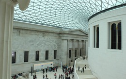 Hiện vật tại Bảo tàng Anh hư hại vì thiếu 'hơi thở của du khách'