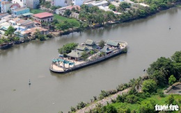 Mùa Vu lan viếng Miếu Nổi Phù Châu 200 tuổi nằm giữa sông Bến Cát - Sài Gòn
