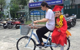 Nhận phần thưởng chiếc xe đạp tiền triệu, cô bạn lớp 3 tặng lại học sinh nghèo
