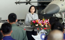 Bà Thái Anh Văn ca ngợi phi công Đài Loan 'anh dũng' chặn chiến đấu cơ Trung Quốc