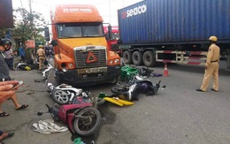 Tài xế container có hơi men gây tai nạn liên hoàn làm 5 người bị thương