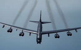 Nga điều 8 tiêm kích chặn 3 máy bay ném bom B-52 của Mỹ