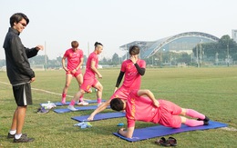 Tân binh J-League của CLB Sài Gòn ra sân sớm 30 phút vẫn nán lại tập thêm