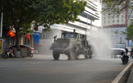 Quân khu 3 sử dụng xe chuyên dụng đồng loạt khử khuẩn tại Quảng Ninh, Hải Phòng