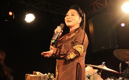 NSND Bạch Tuyết: 'Tôi muốn sống và qua đời như một người hát cải lương của Việt Nam'