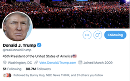 Ông Trump đăng gì trên Twitter mà bị khóa tài khoản?