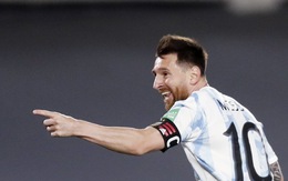 Messi bất ngờ ra sân và ghi bàn giúp Argentina giành 3 điểm