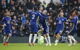 Chelsea thắng Southampton, vươn lên đầu bảng