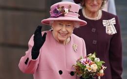 Thi làm bánh 'pudding bạch kim' mừng 70 năm Nữ hoàng Elizabeth II trị vì