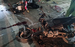 2 xe máy đấu đầu, 2 người chết, 3 người bị thương nặng