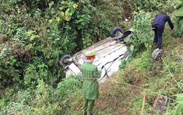 Xe KIA Morning lao xuống vực đèo Mã Pí Lèng, 3 người chết, 1 người nguy kịch