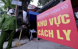 Một số F0 ở Hà Nội phải tự tìm 'bác sĩ mạng' vì phường quá tải