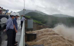 Phú Yên: Hạ du sông Ba ngập nặng, tỉnh yêu cầu thủy điện phải giảm xả lũ