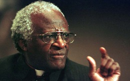 Desmond Tutu - người đoạt giải Nobel hòa bình, biểu tượng chống apartheid - qua đời