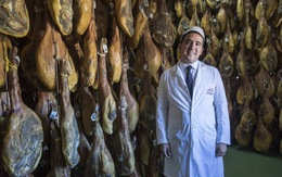 Để tránh khủng hoảng khí hậu, Bộ trưởng Tây Ban Nha kêu gọi người dân giảm ăn thịt