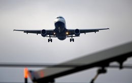Sóng 5G ảnh hưởng khả năng hạ cánh an toàn của máy bay?