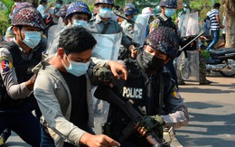 Myanmar cảnh báo dân chúng không che giấu nhà hoạt động chính trị