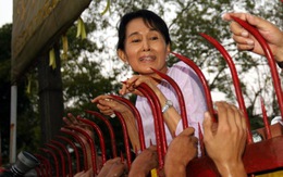 Bà Aung San Suu Kyi đang ở đâu sau đảo chính hôm 1-2?