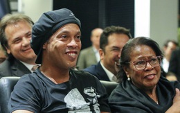 Mẹ Ronaldinho qua đời vì biến chứng COVID-19