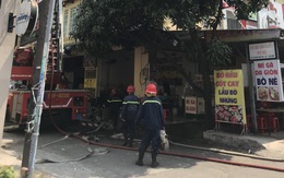 Hàn xì gây cháy nhà 4 tầng khiến hai người mắc kẹt