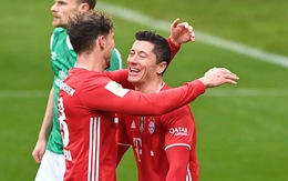 Video: Lewandowski đệm bóng cận thành, Bayern tiếp tục dẫn đầu Bundesliga
