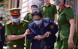 Xét xử bà Dương Thị Bạch Diệp: Cả luật sư, bị cáo từ chối ký vào biên bản của tòa