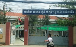 Nghe con bị bạn đánh, phụ huynh đem theo người xông vô trường đánh lại