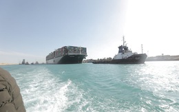 Siêu tàu Ever Given được giải cứu, hơn 100 tàu đầu tiên đã qua kênh đào Suez