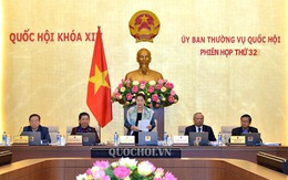Trình Quốc hội miễn nhiệm các phó chủ tịch Tòng Thị Phóng, Uông Chu Lưu, Phùng Quốc Hiển