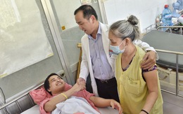 Nỗi lo 'đứt thuốc' hemophilia