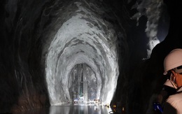 Xuống kho ngầm lớn nhất Đông Nam Á đang xây dựng ở Việt Nam, sâu 200m so với mực nước biển